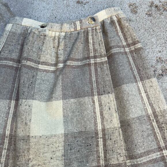 Vintage 90s Jones New York Cream Neutral Wool Plaid Print Wrap Mini Skirt - Picture 13 of 14